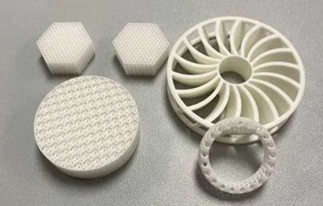 Alumina ceramics in 3D printing