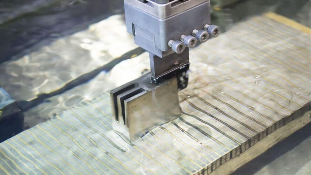 Electrodes in Electric Discharge 1024x576 1